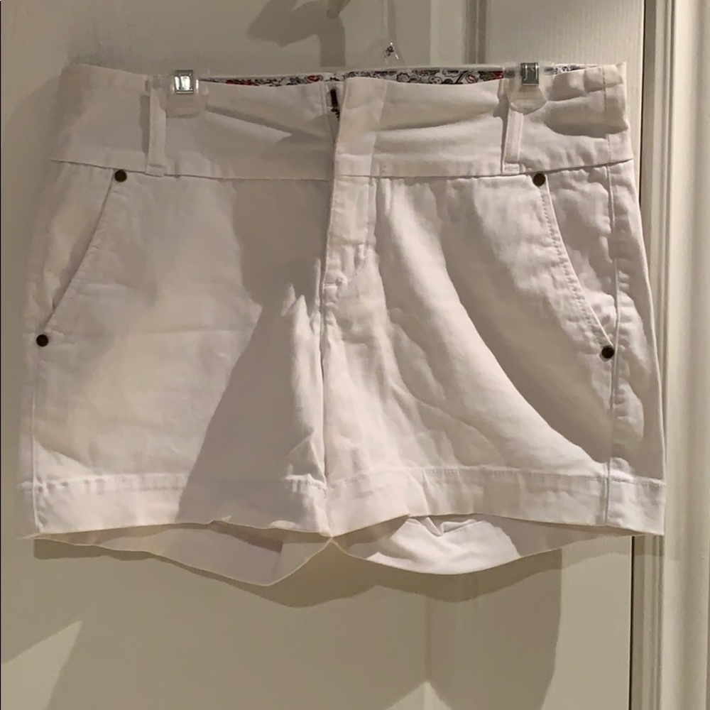 Ladies shorts